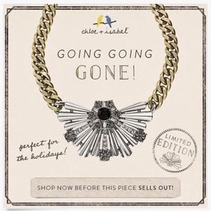 NWT Chloe + Isabel Deco Fanfare Statement Pendant Necklace